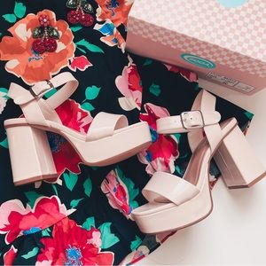 OFF WHITE MACEY OPEN TOE ANKLE STRAP PLATFORM FAUX LEATHER STRAPPY SANDALS NIB